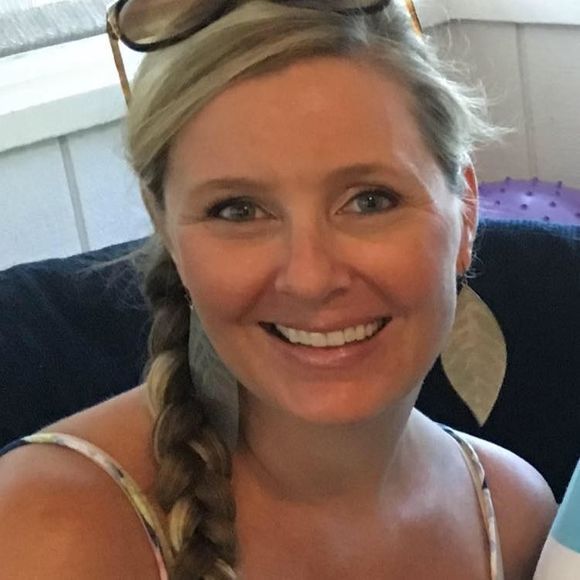 Meet your Posher, Carrie - Picture 1 of 1